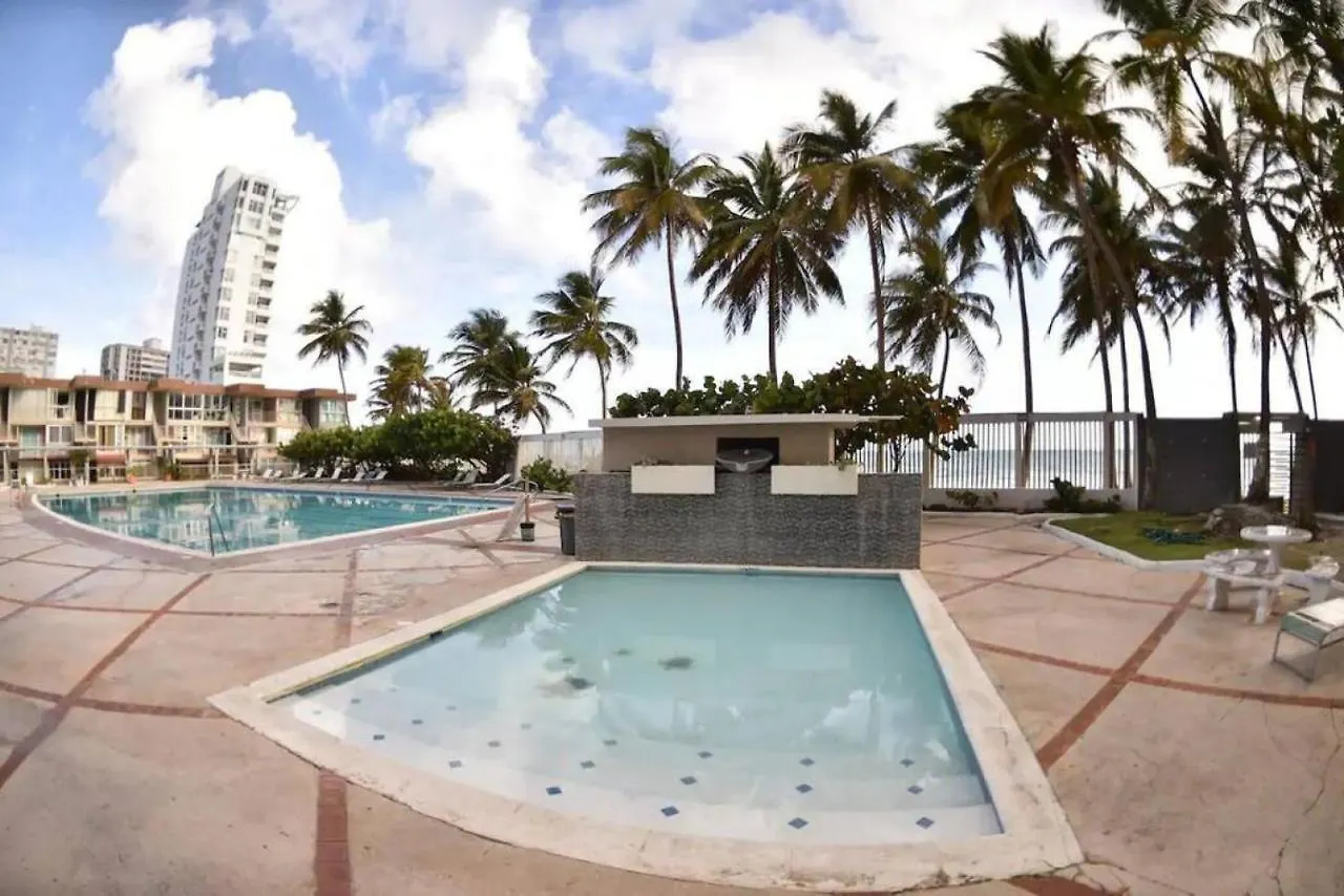 Kasa Poolside Balcony For 2 Apartamento San Juan