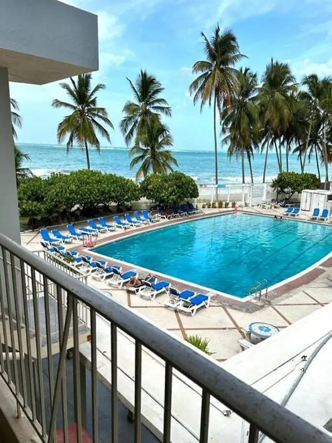サンジョアンKasa Poolside Balcony For 2アパートメント 0*, サンジョアン