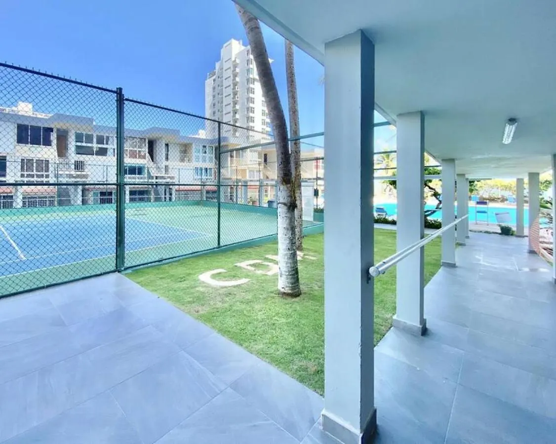 サンジョアンKasa Poolside Balcony For 2アパートメント アパート サンジョアン